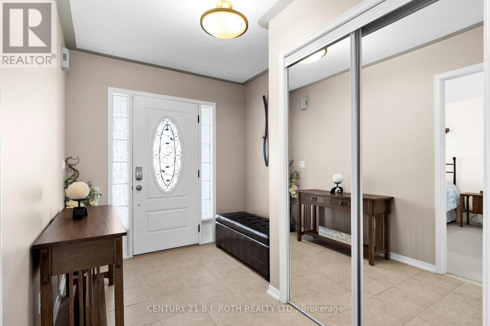 3028 Emperor Drive, Orillia, Ontario  L3V 0A4 - Photo 2 - S13101922