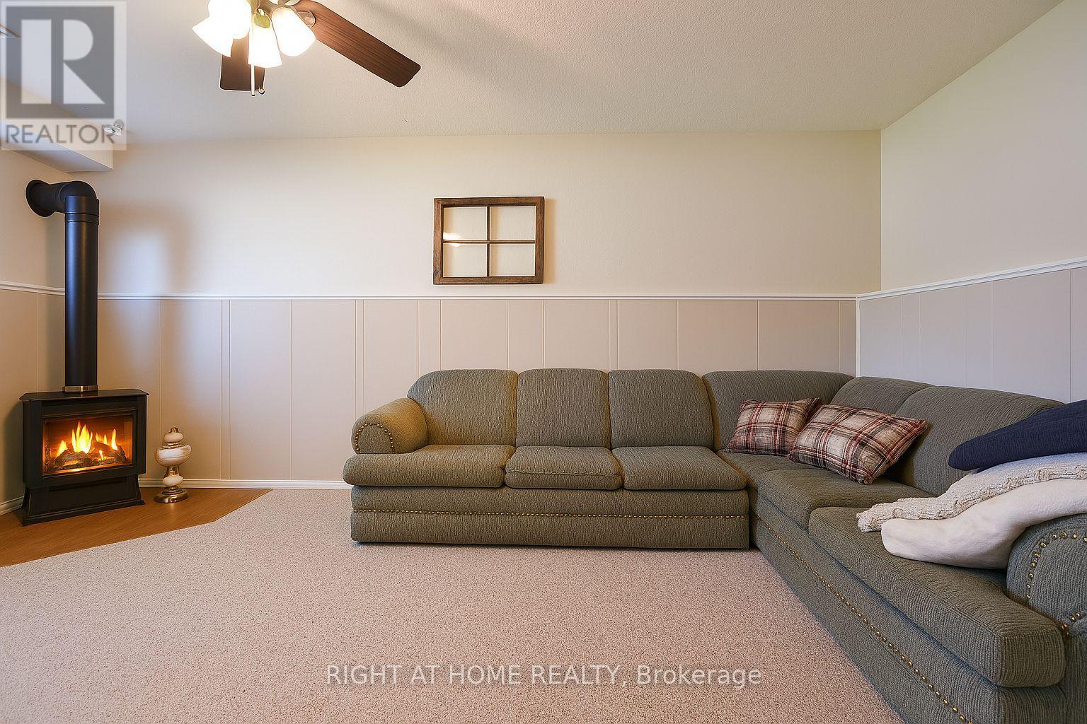10 Forestview Place, Barrie (Cundles East), Ontario  L4M 5M5 - Photo 17 - S13101926