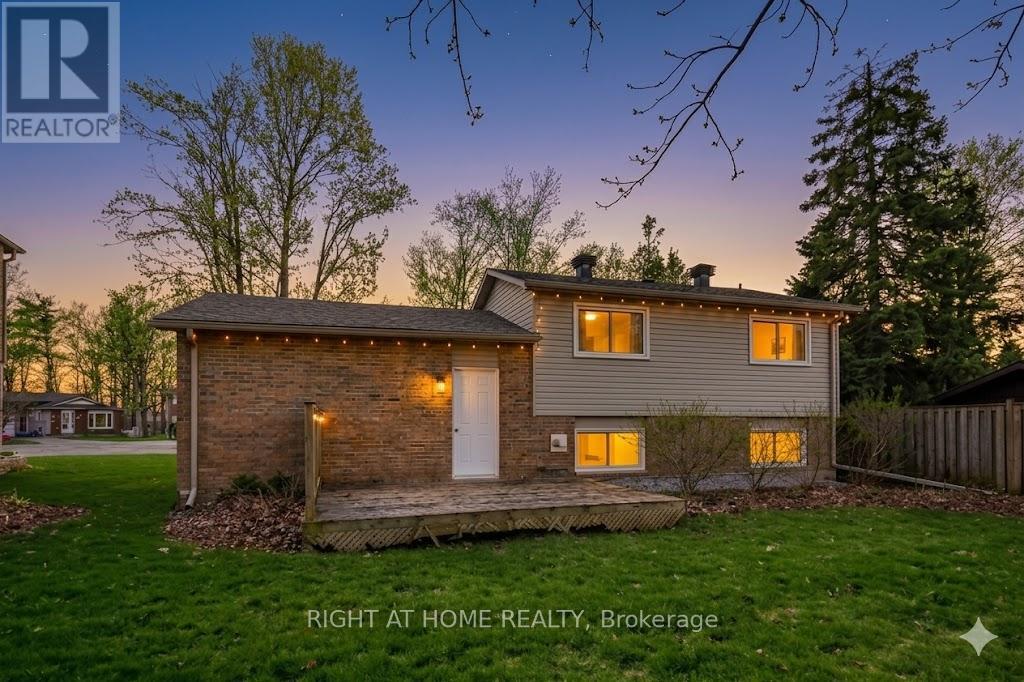 10 Forestview Place, Barrie (Cundles East), Ontario  L4M 5M5 - Photo 22 - S13101926