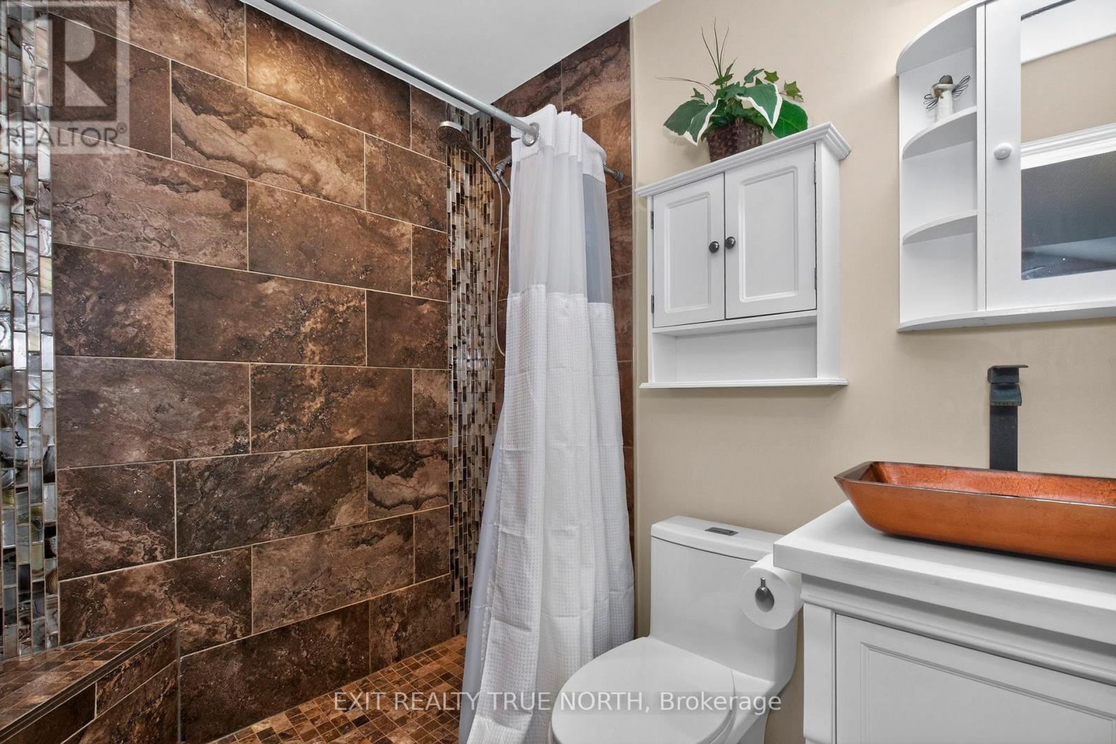172 Courtney Crescent, Barrie (Painswick South), Ontario  L4N 5T1 - Photo 23 - S13101950