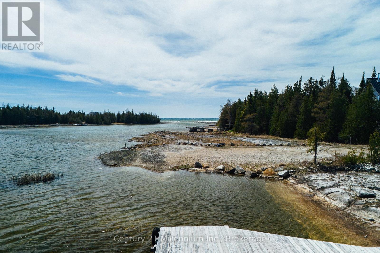 62 Mcivor Drive, Northern Bruce Peninsula, Ontario  N0H 1Z0 - Photo 11 - X12871550