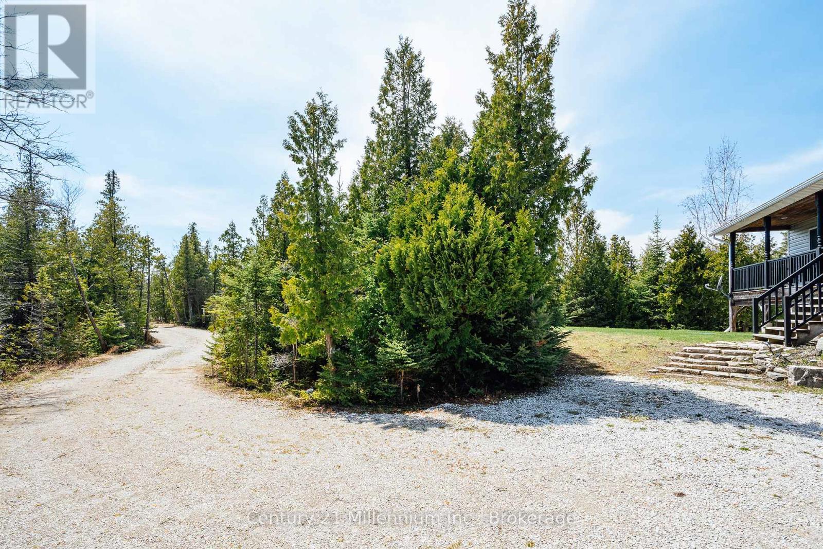 62 Mcivor Drive, Northern Bruce Peninsula, Ontario  N0H 1Z0 - Photo 6 - X12871550