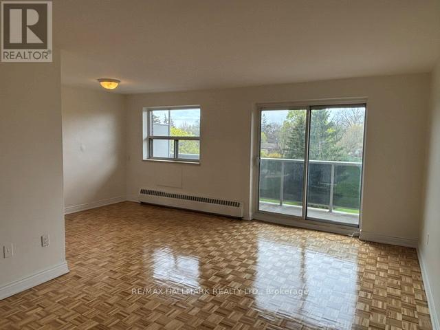 2-312 - 515 North Service Road, Mississauga, Ontario  L5A 1B3 - Photo 2 - W13101822