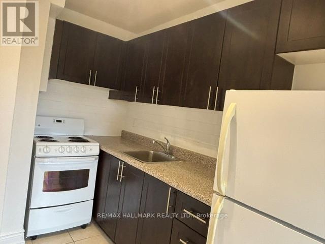 2-312 - 515 North Service Road, Mississauga, Ontario  L5A 1B3 - Photo 3 - W13101822