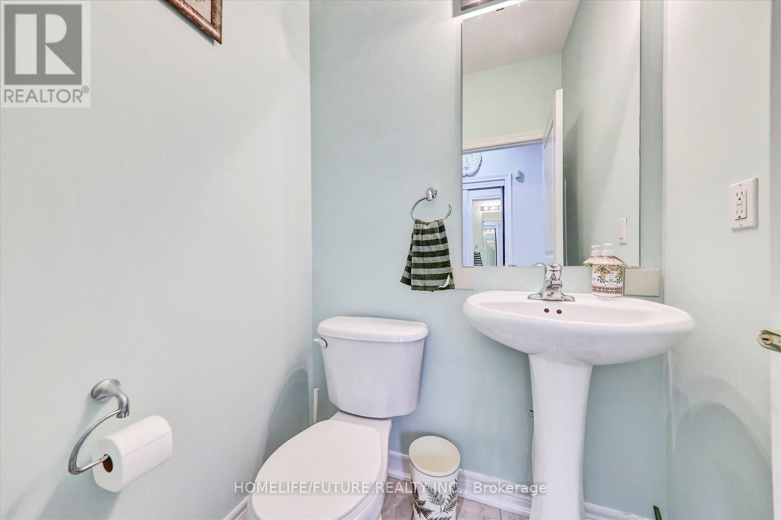 2 Tovey Terrace, Brampton, Ontario  L6R 3E6 - Photo 10 - W13101900