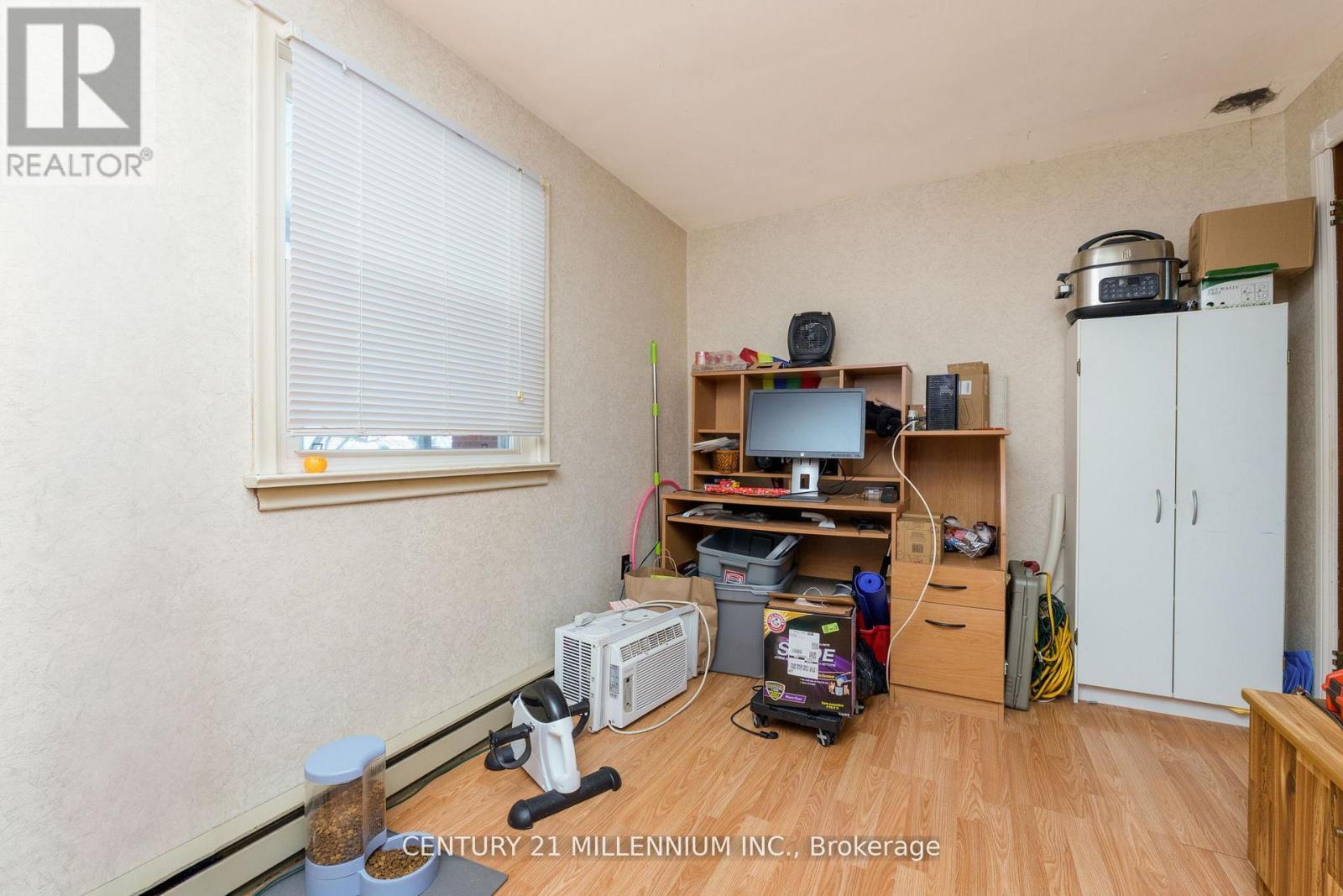 9 Crestview Avenue, Brampton, Ontario  L6W 2R7 - Photo 15 - W13101938