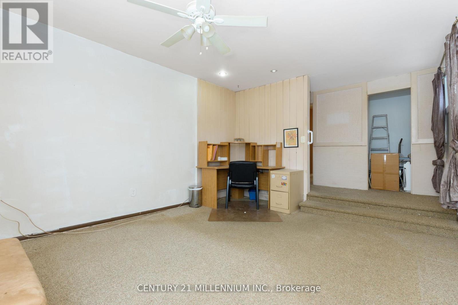 9 Crestview Avenue, Brampton, Ontario  L6W 2R7 - Photo 18 - W13101938