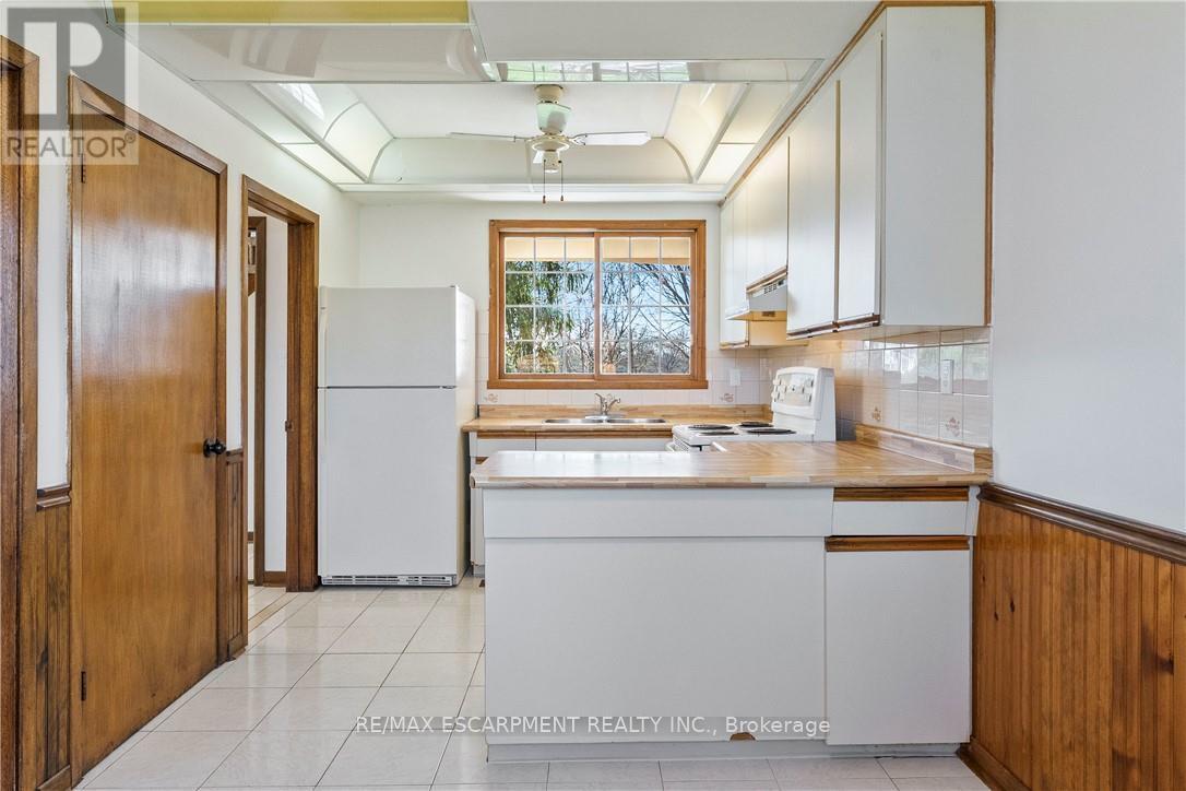 1193 Sixth Line, Oakville, Ontario  L6H 1W8 - Photo 12 - W13101966