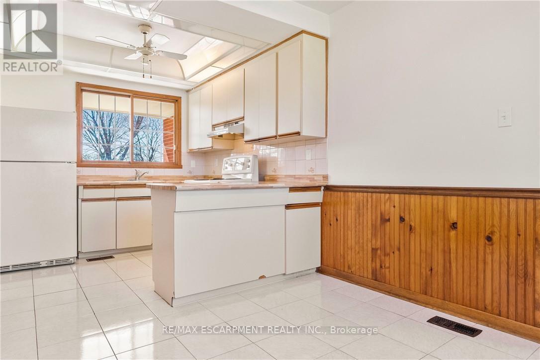 1193 Sixth Line, Oakville, Ontario  L6H 1W8 - Photo 16 - W13101966