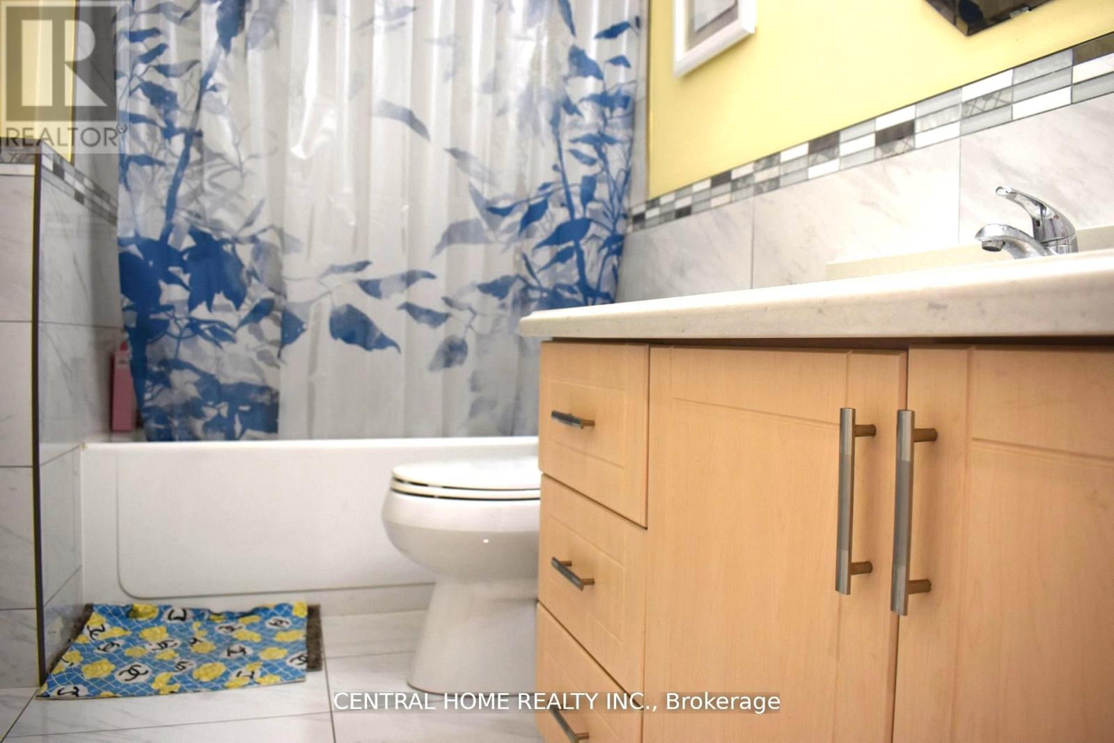 59 Blaney Crescent, Toronto, Ontario  M3N 1L3 - Photo 10 - W13101986