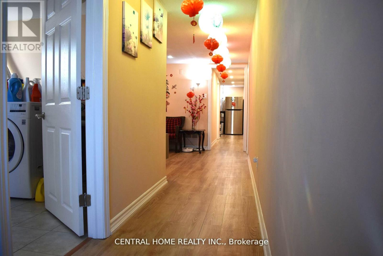 59 Blaney Crescent, Toronto, Ontario  M3N 1L3 - Photo 16 - W13101986