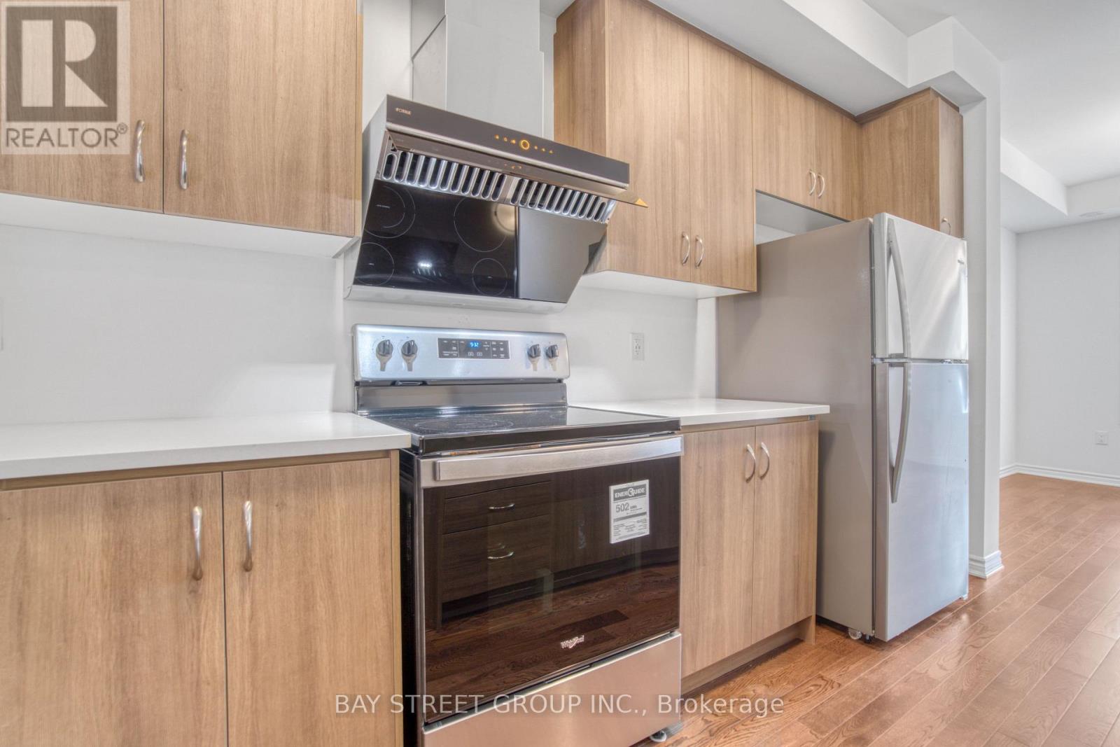 1375 Kaniv Street, Oakville, Ontario  L6M 5P3 - Photo 9 - W13101988