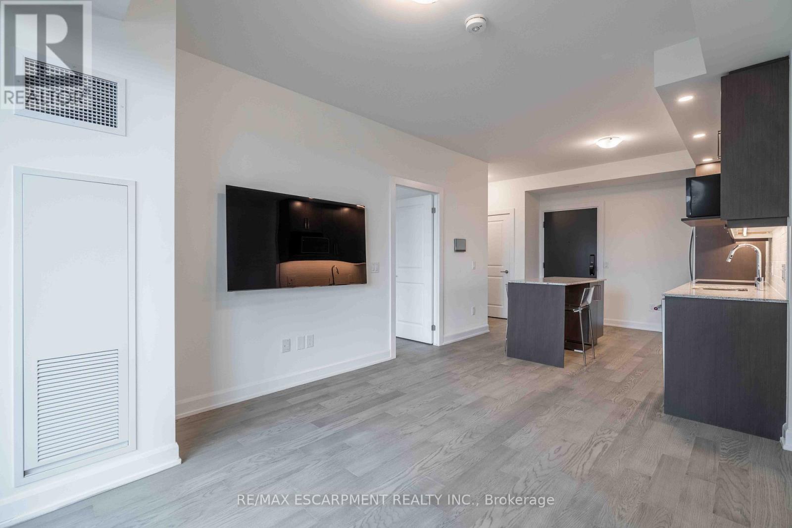 918 - 3220 William Coltson Avenue, Oakville, Ontario  L6H 7X9 - Photo 11 - W13101992