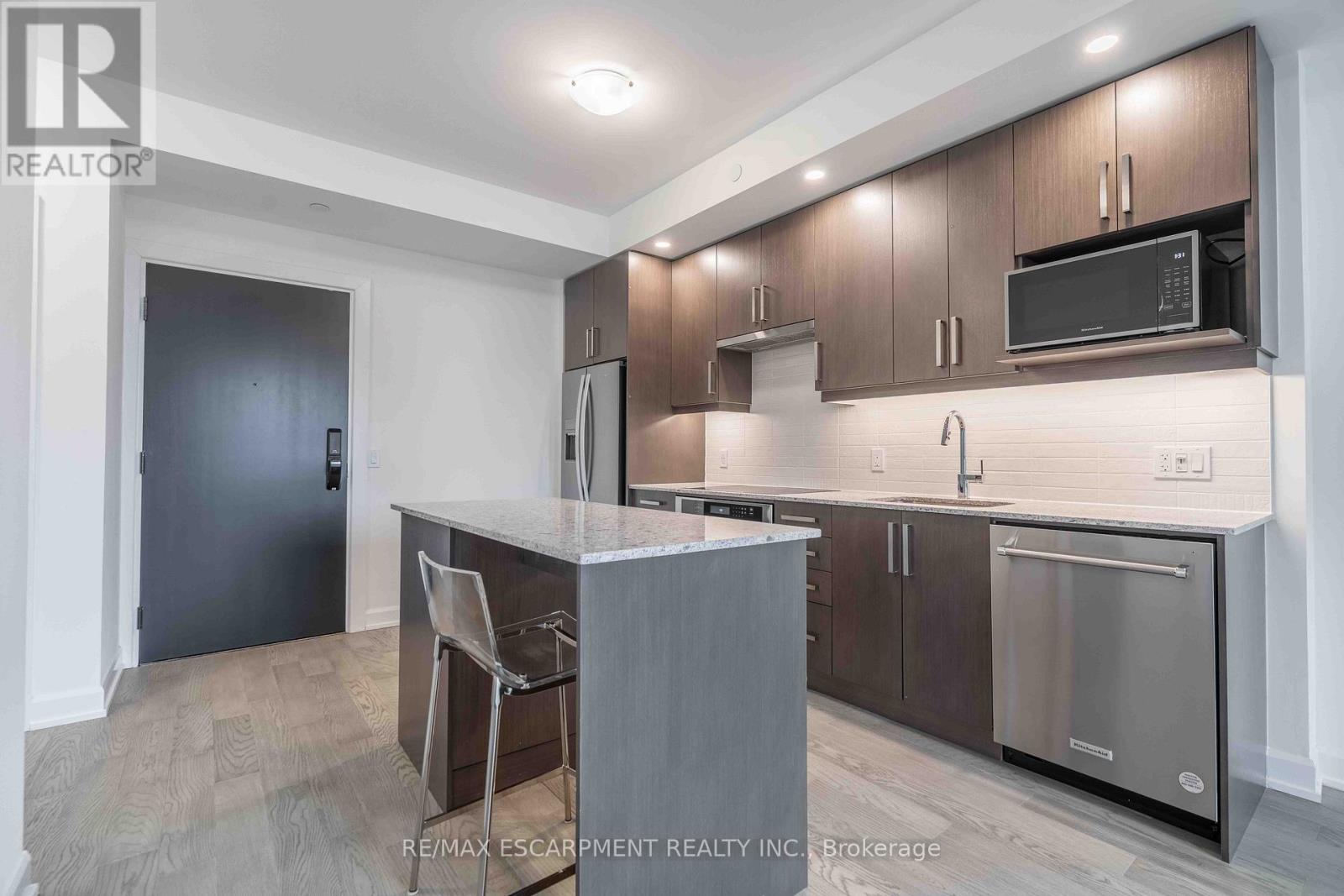 918 - 3220 William Coltson Avenue, Oakville, Ontario  L6H 7X9 - Photo 8 - W13101992