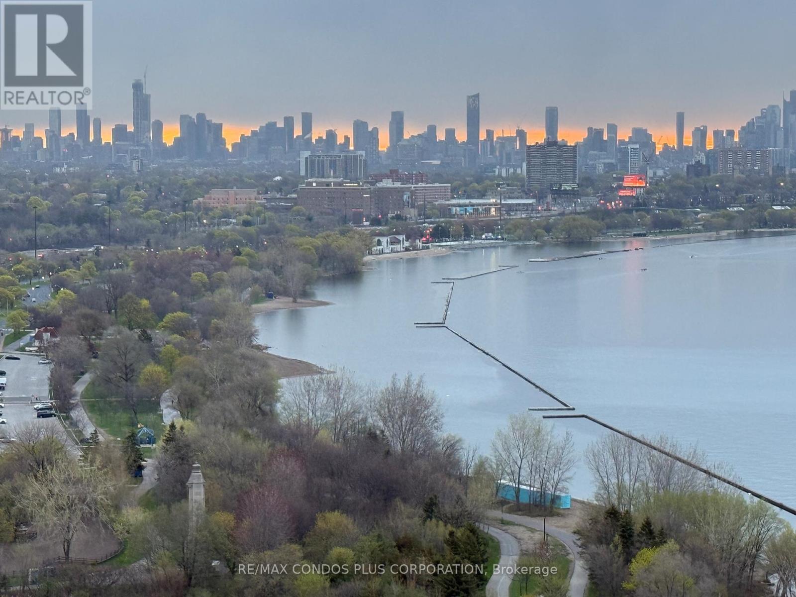 3901 - 33 SHORE BREEZE DRIVE, Toronto, Ontario