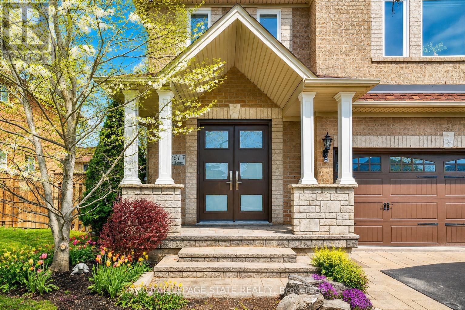 2261 Grouse Lane, Oakville, Ontario  L6M 3Z8 - Photo 2 - W13102096