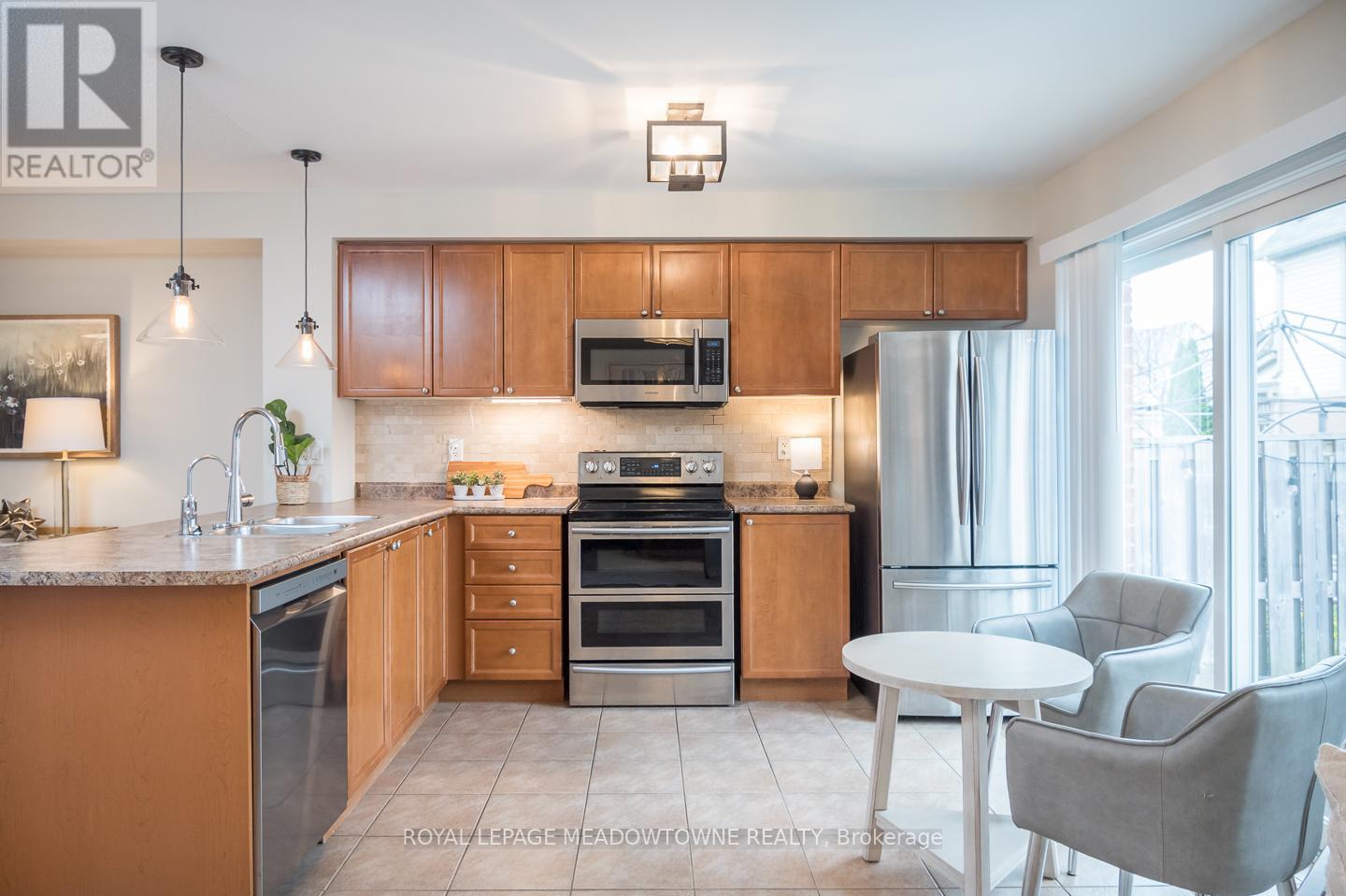 225 Prosser Circle, Milton, Ontario  L9T 0P6 - Photo 12 - W13102106