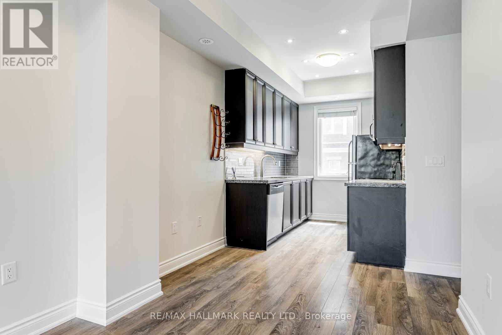 224 - 380 Hopewell Avenue, Toronto, Ontario  M6E 2S2 - Photo 10 - W13102118