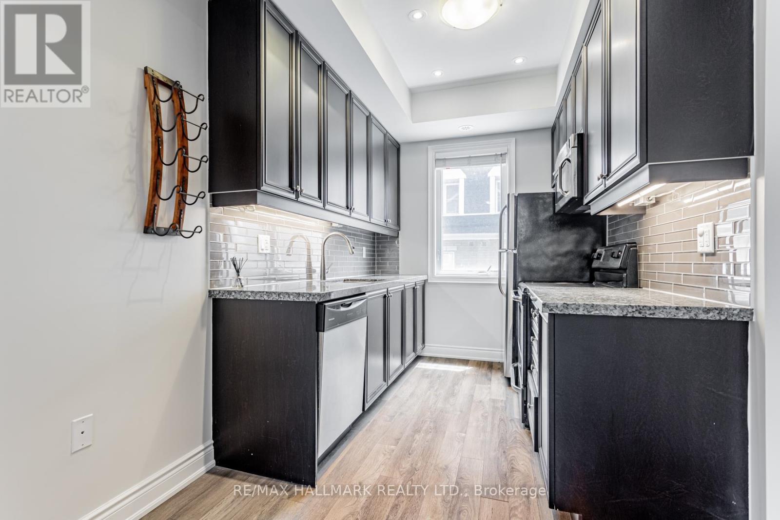 224 - 380 Hopewell Avenue, Toronto, Ontario  M6E 2S2 - Photo 11 - W13102118