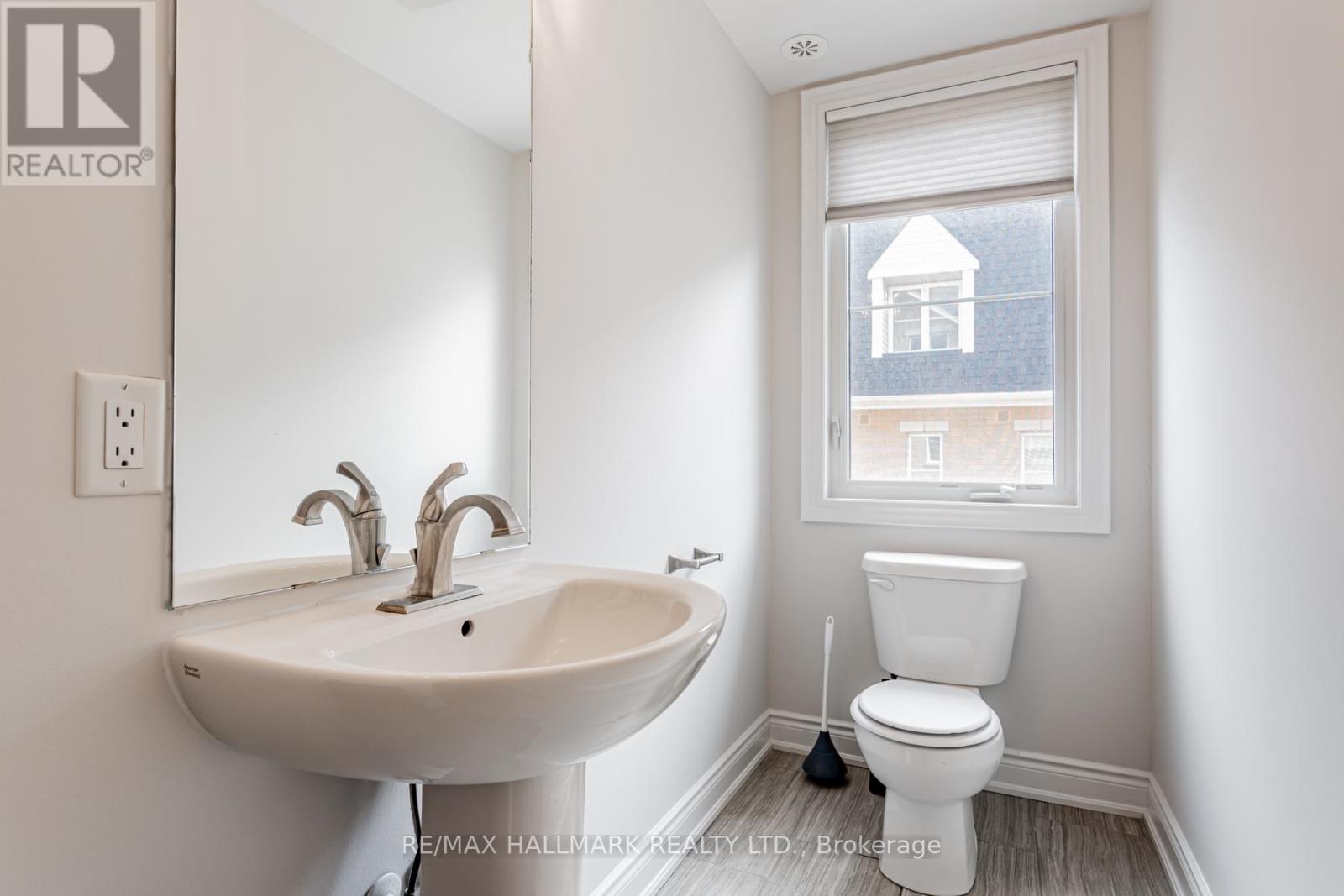 224 - 380 Hopewell Avenue, Toronto, Ontario  M6E 2S2 - Photo 15 - W13102118