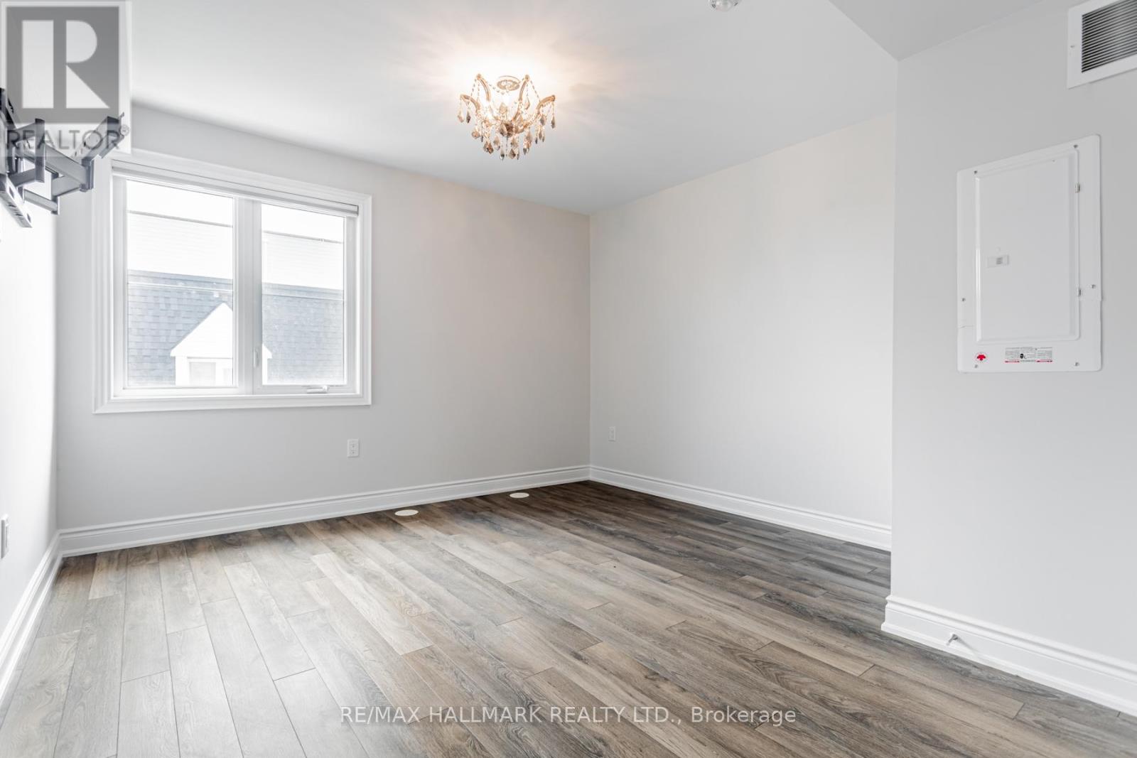 224 - 380 Hopewell Avenue, Toronto, Ontario  M6E 2S2 - Photo 17 - W13102118