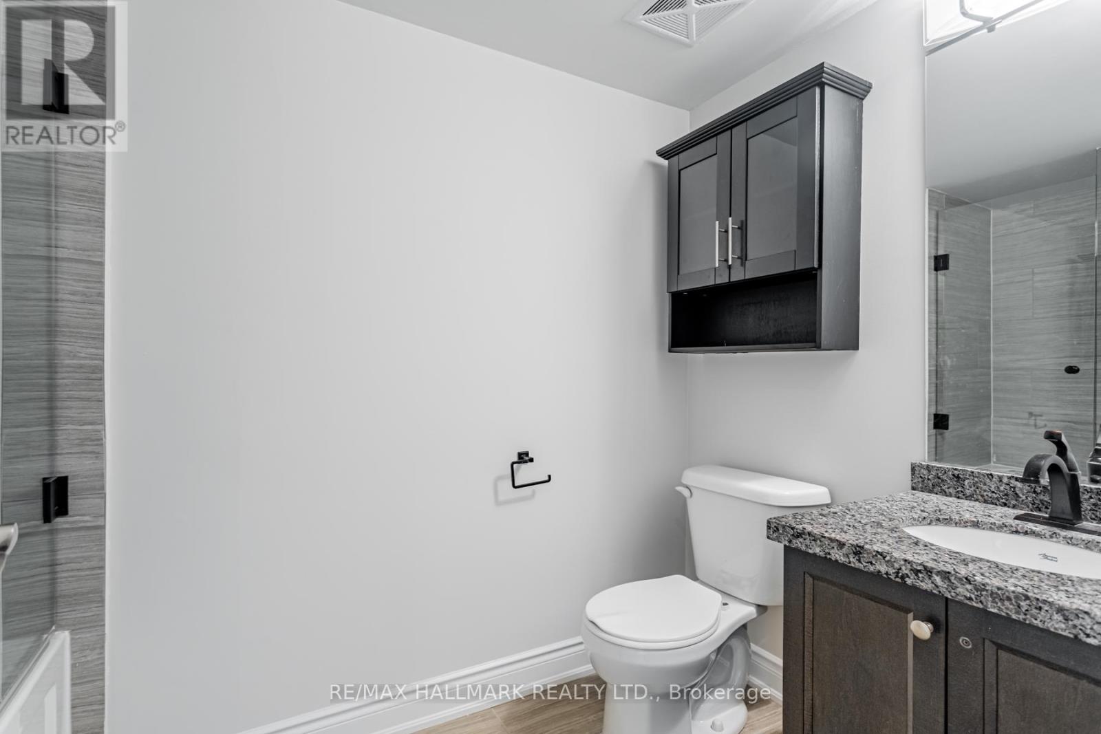 224 - 380 Hopewell Avenue, Toronto, Ontario  M6E 2S2 - Photo 21 - W13102118