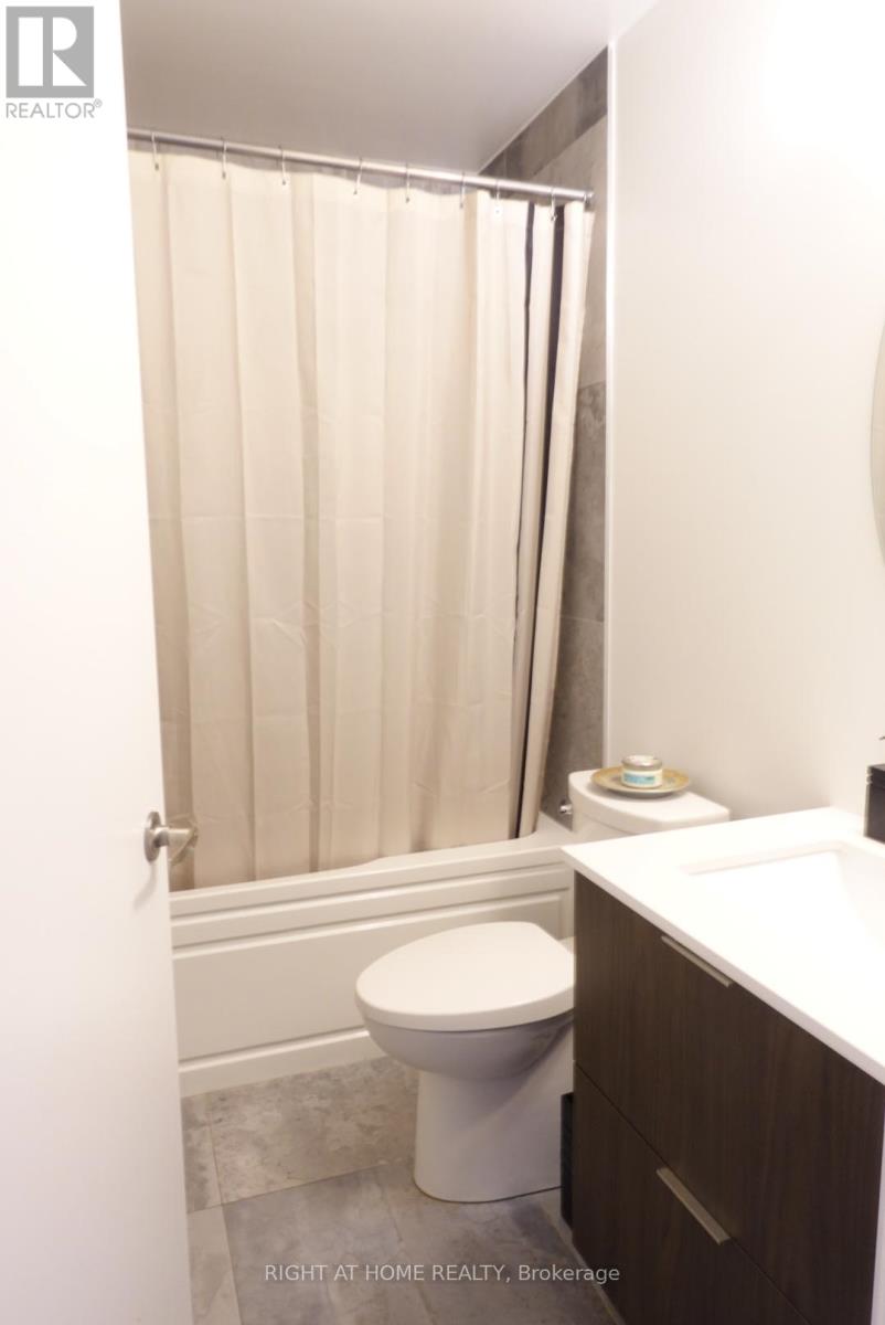 1101 - 8 Ann Street, Mississauga, Ontario  L5G 3E6 - Photo 21 - W13102120