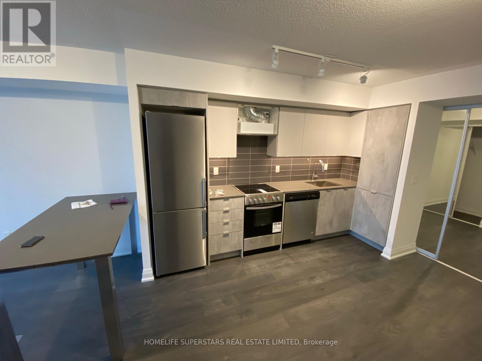 1106 - 30 Gibbs Road, Toronto, Ontario  M9B 0B4 - Photo 4 - W13102168