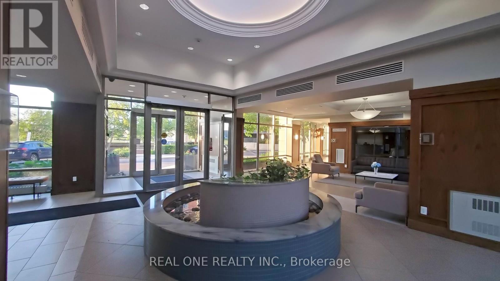1109 - 2391 Central Park Drive, Oakville, Ontario  L6H 0E4 - Photo 3 - W13102188