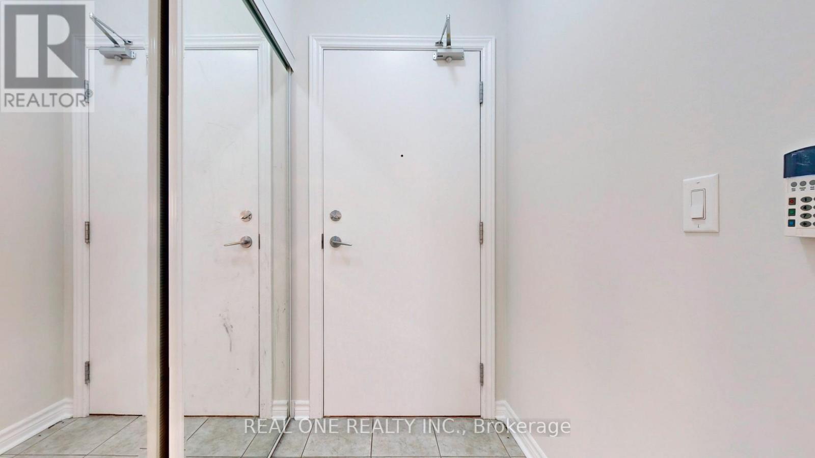1109 - 2391 Central Park Drive, Oakville, Ontario  L6H 0E4 - Photo 7 - W13102188