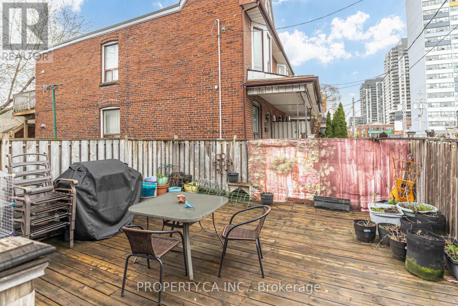 Basement - 242 Emerson Avenue, Toronto, Ontario M6H 3T6 - Photo 7 - W13102204
