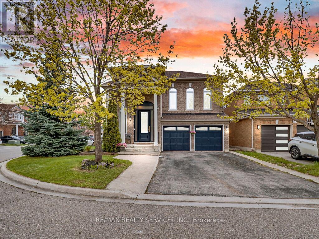 13 MISTYCREEK CRESCENT, Brampton, Ontario