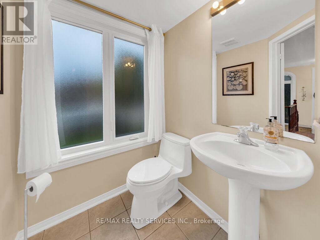 13 Mistycreek Crescent, Brampton, Ontario  L7A 3E8 - Photo 20 - W13102208