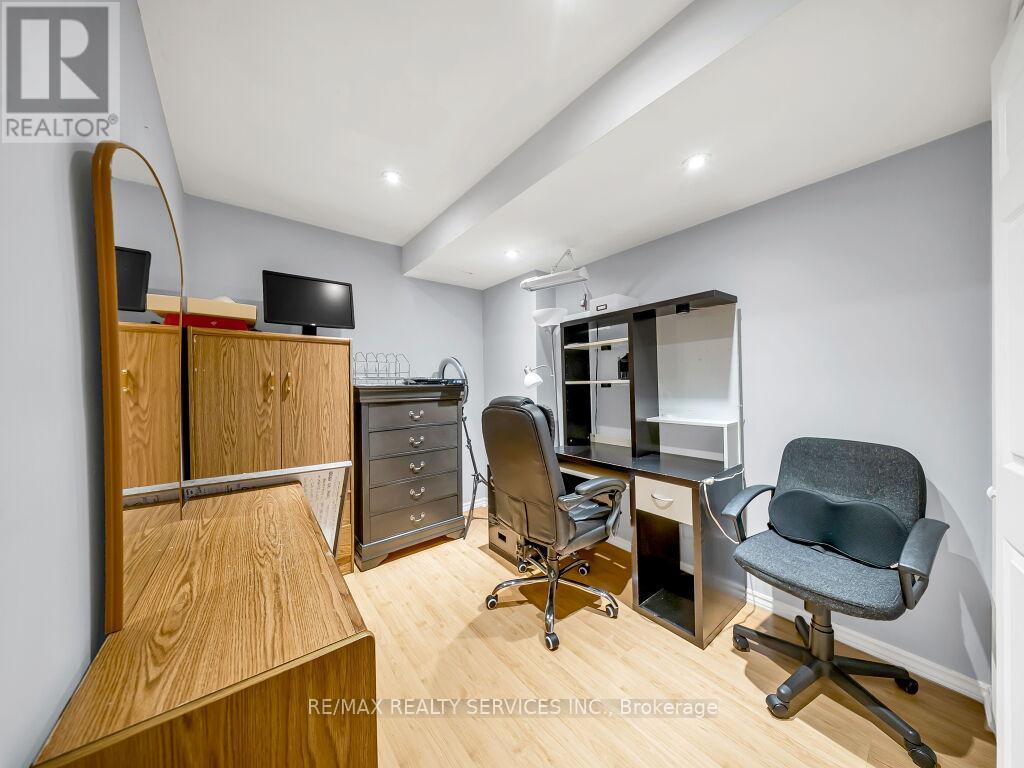 13 Mistycreek Crescent, Brampton, Ontario  L7A 3E8 - Photo 41 - W13102208