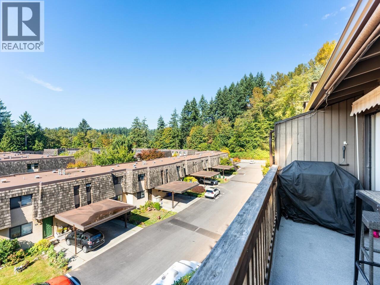 1039 OLD LILLOOET ROAD, North Vancouver, British Columbia