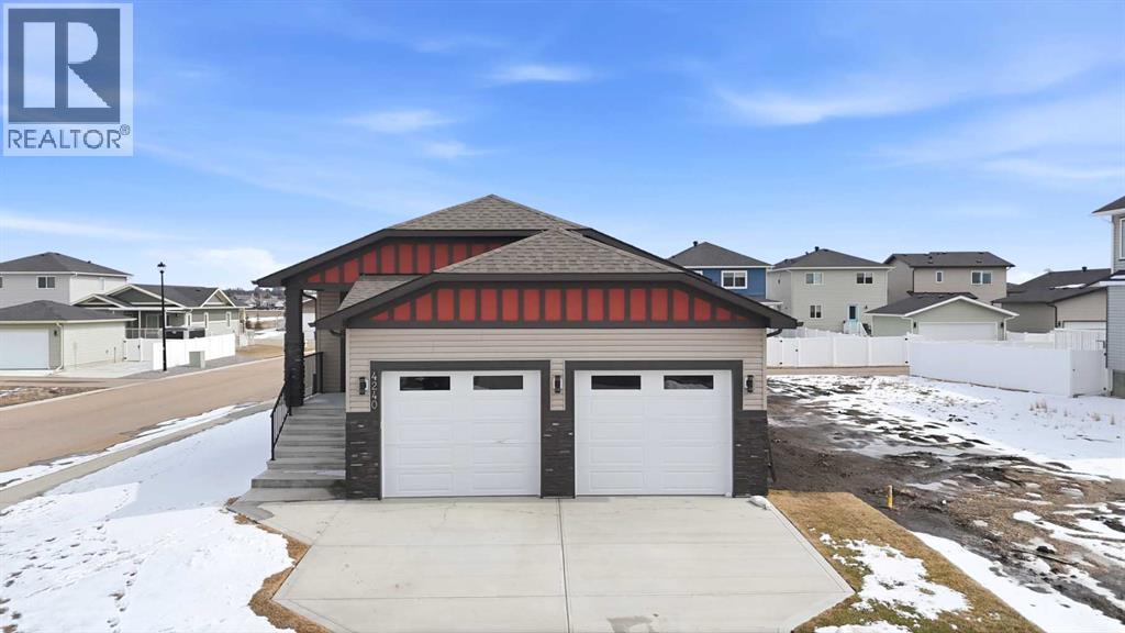 4240 Bauman Way, Innisfail, Alberta  T4G 0P1 - Photo 3 - A2296823