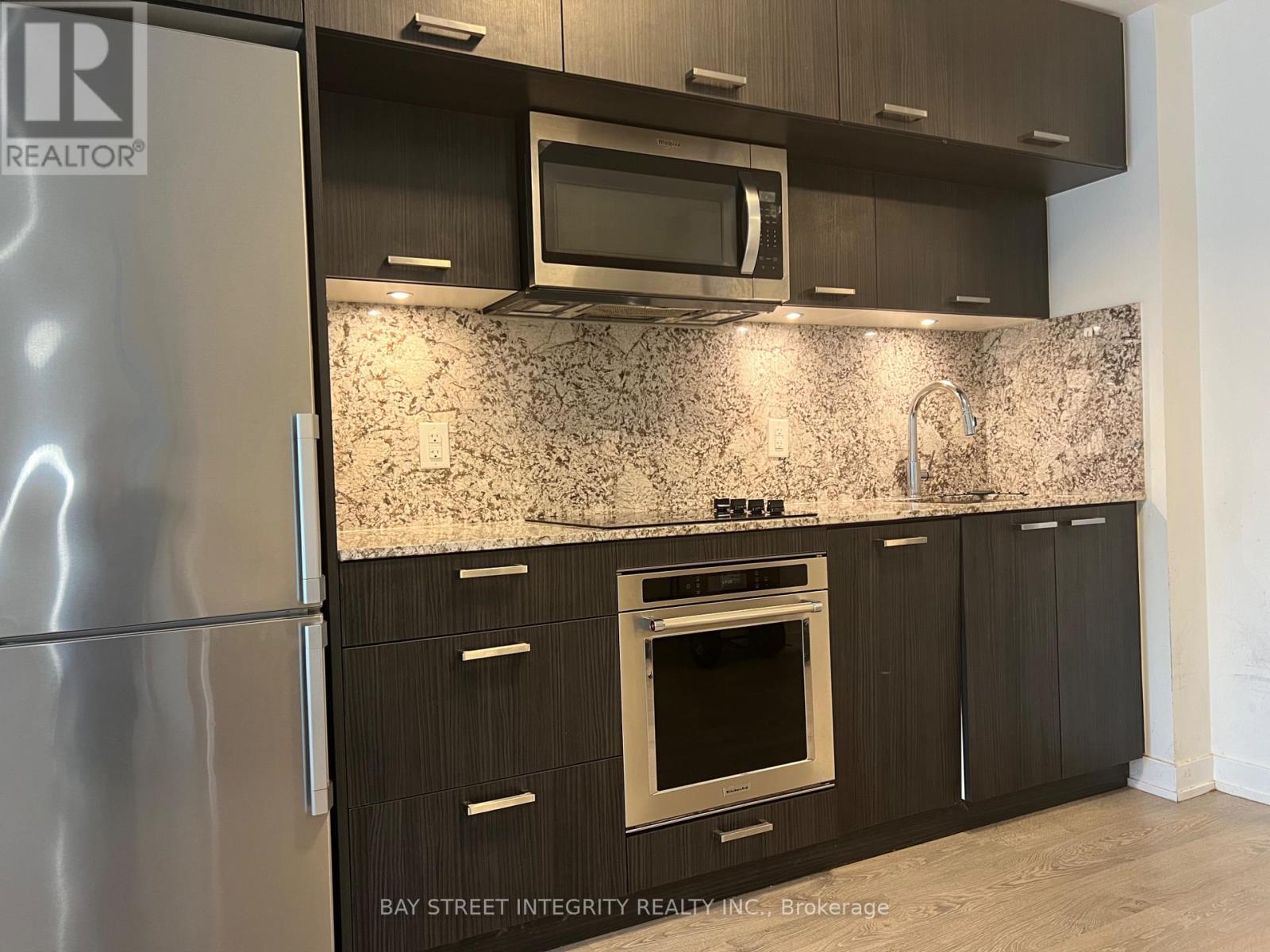 Ph8 - 50 Mccaul Street, Toronto, Ontario  M5T 0B6 - Photo 2 - C12937704