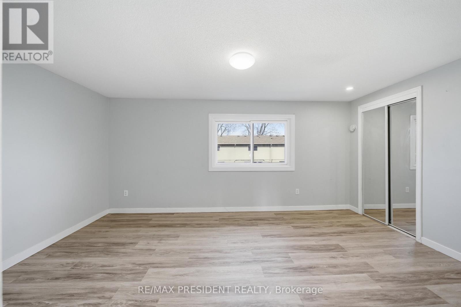 498 B Grey Street, Brantford, Ontario  N3S 7L4 - Photo 11 - X13101864