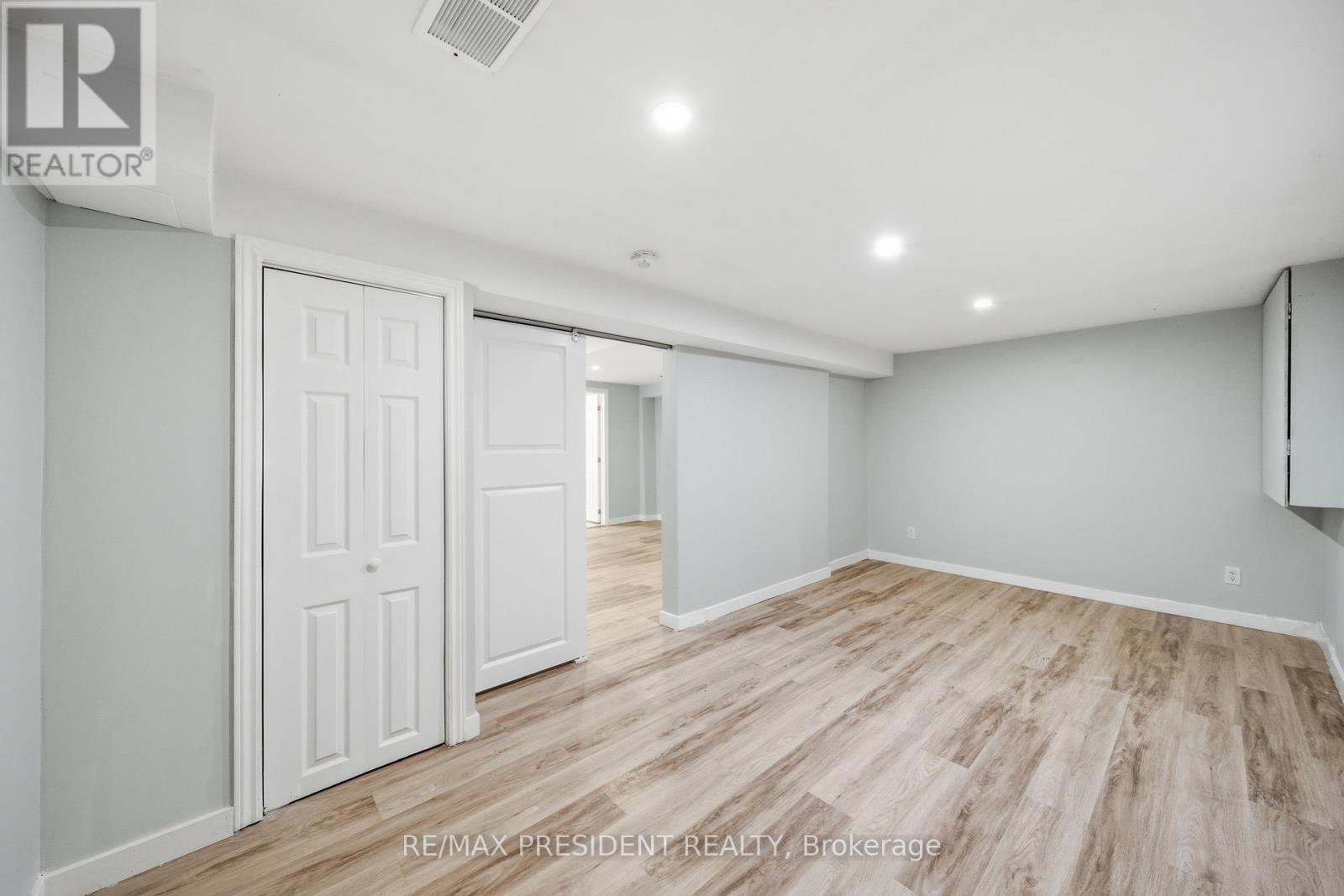 498 B Grey Street, Brantford, Ontario  N3S 7L4 - Photo 21 - X13101864