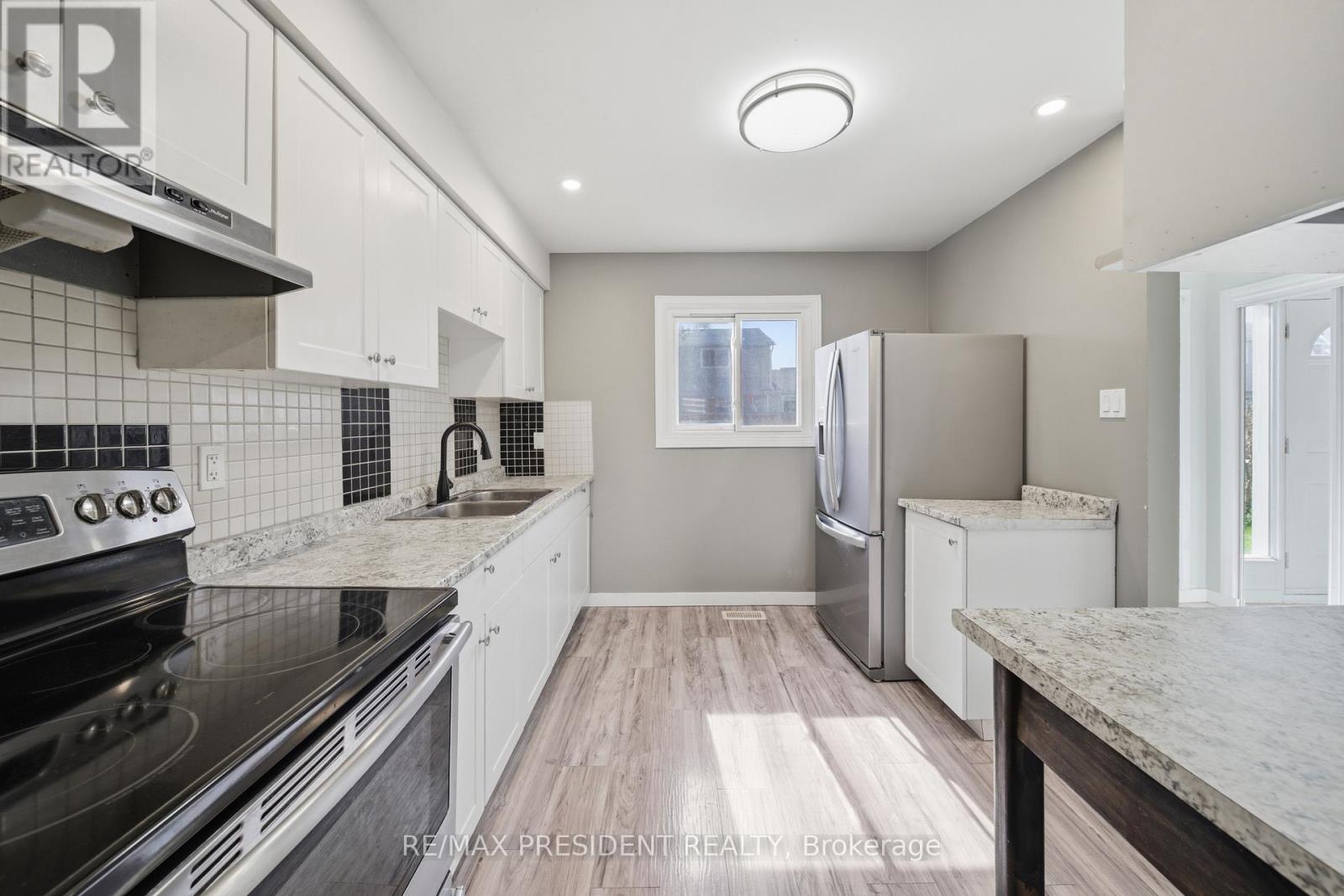 498 B Grey Street, Brantford, Ontario  N3S 7L4 - Photo 6 - X13101864