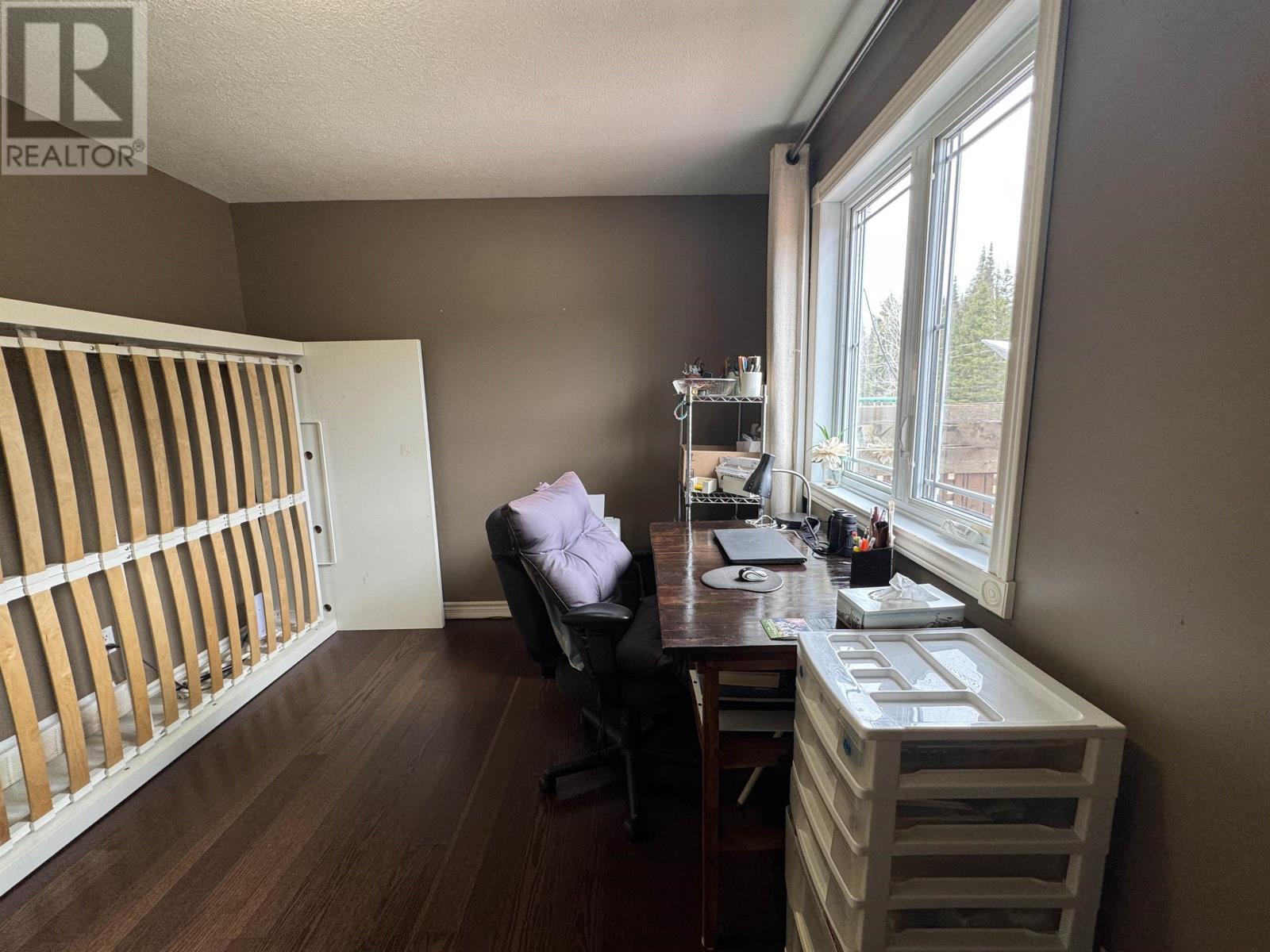 8 Matachewan Rd, Manitouwadge, Ontario  P0T 2C0 - Photo 16 - TB2600950