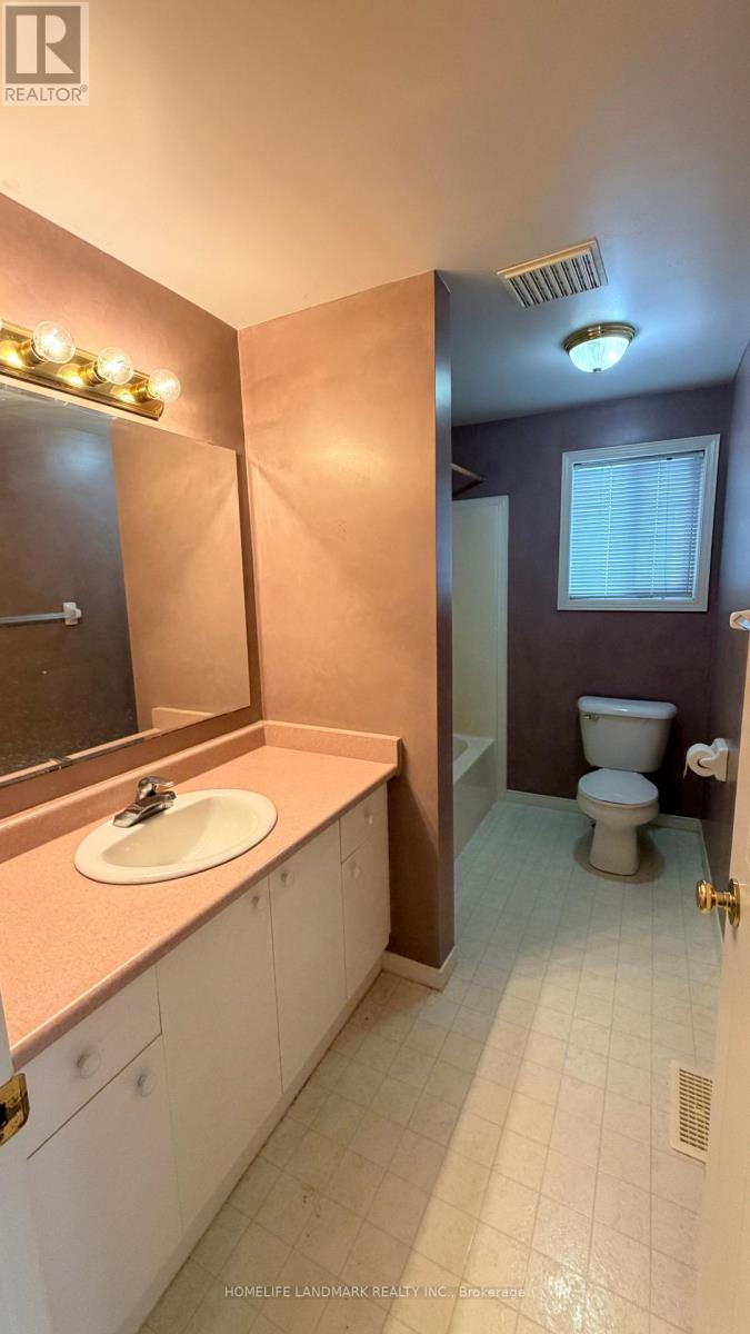 257 Pineland Place, Waterloo, Ontario  N2T 2S4 - Photo 13 - X13101996
