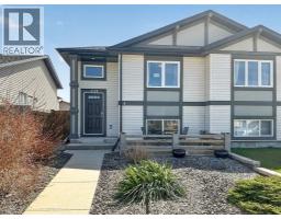 711 SUNSET Place, Coaldale, Alberta