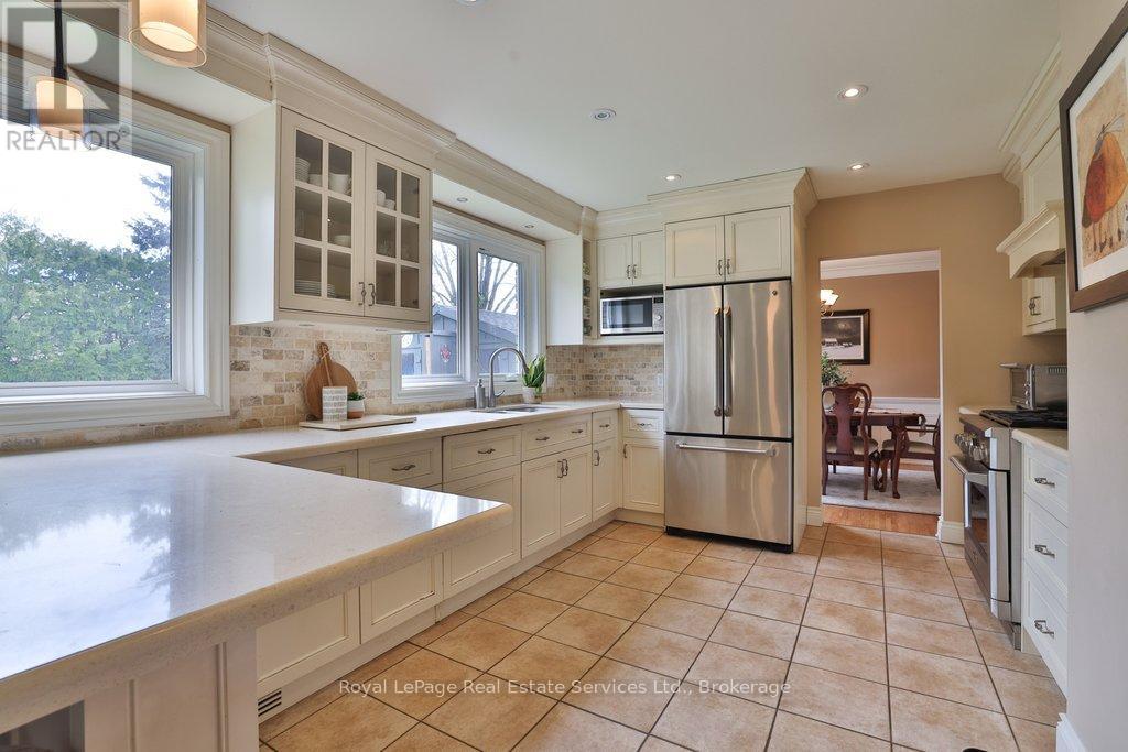 5133 Bayfield Crescent, Burlington, Ontario  L7L 3J5 - Photo 13 - W13102288