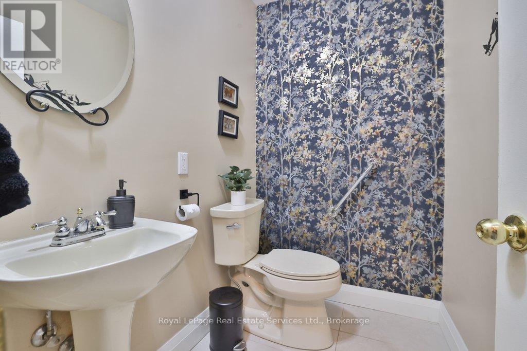 5133 Bayfield Crescent, Burlington, Ontario  L7L 3J5 - Photo 21 - W13102288