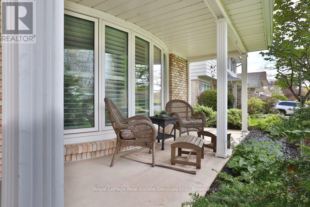 5133 Bayfield Crescent, Burlington, Ontario  L7L 3J5 - Photo 5 - W13102288