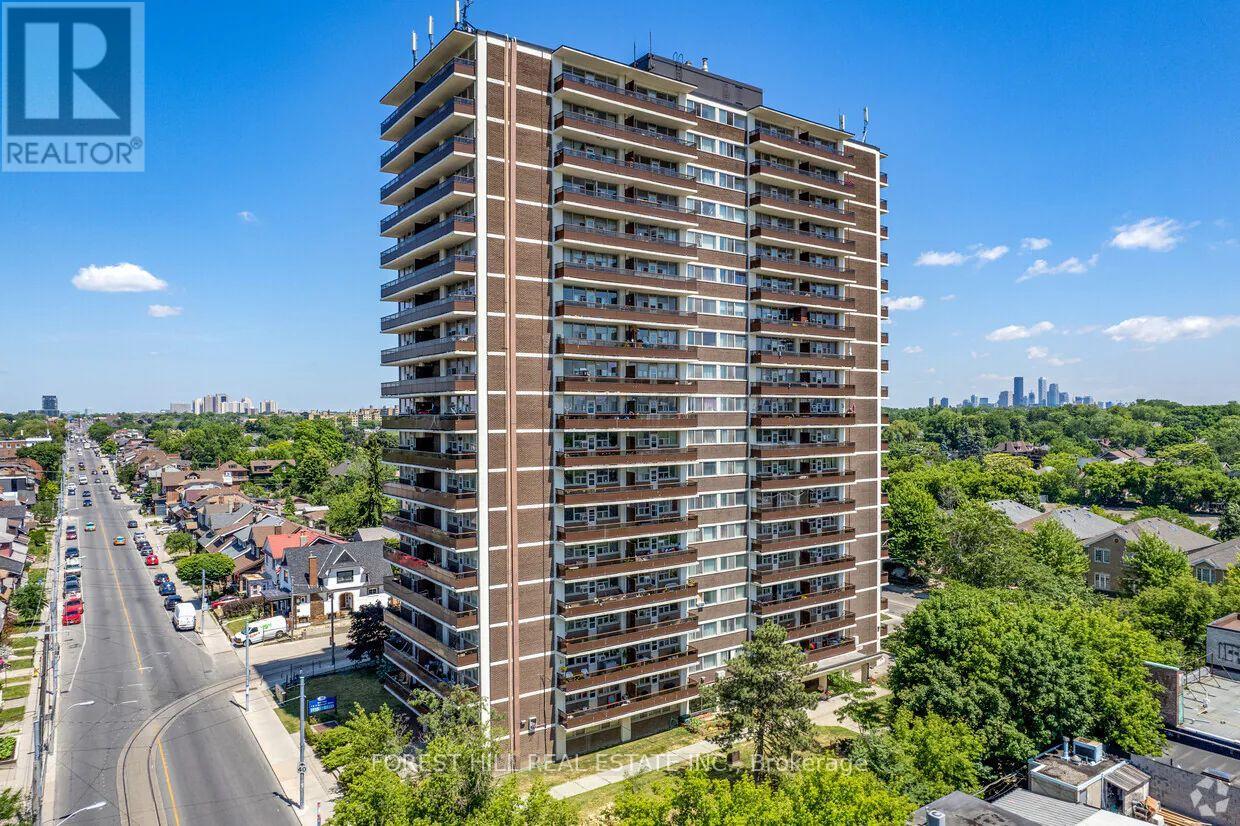1905 - 161 OAKWOOD AVENUE, Toronto, Ontario
