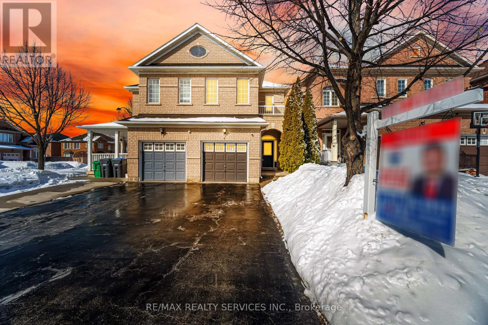 4 ROCKY POINT CRESCENT, Brampton, Ontario