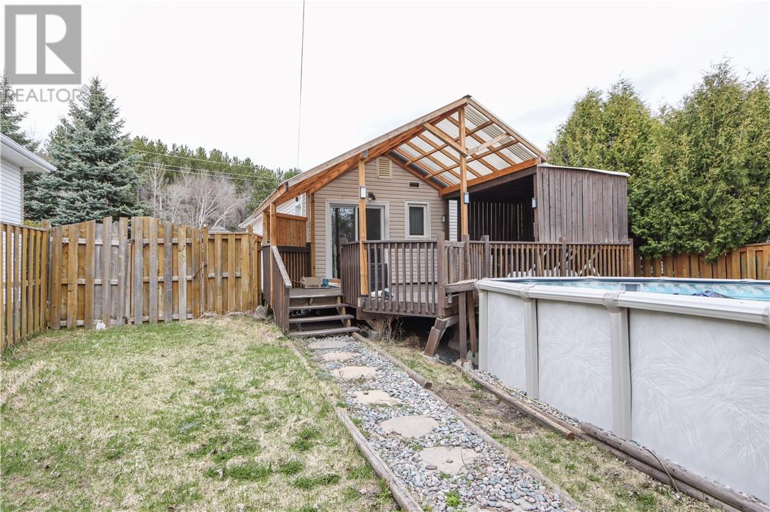 25 Caruso Street, Coniston, Ontario  P0M 1M0 - Photo 38 - 2127553