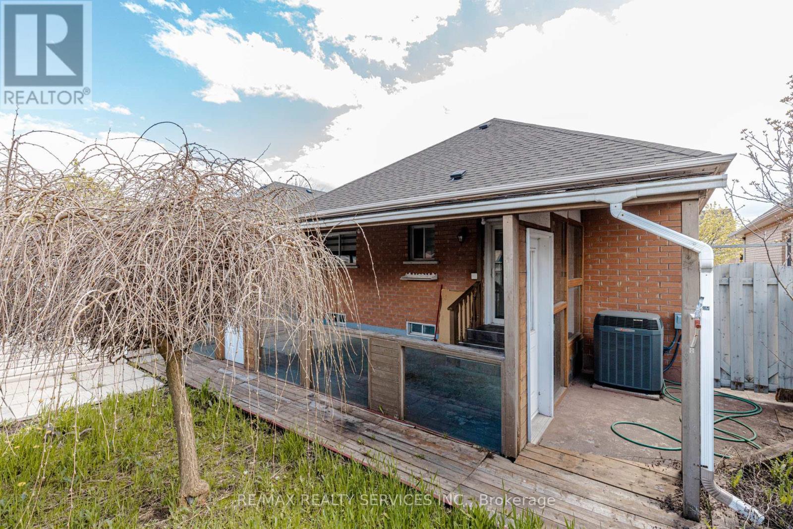 3 Orchid Drive, Brampton, Ontario  L7A 1M4 - Photo 47 - W13085796